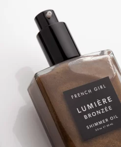 French Girl Lumière Bronzée Glinsterende Olie -Kleding Series Winkel 07e89395 cd40 4a43 a58b 50459b71831b scaled