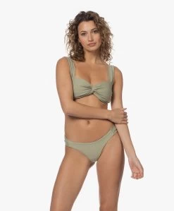 Viveh Olivine Bikini Slip - Lichen -Kleding Series Winkel 0d4eb547 3b9c 4a3a a7fb eee1c63b9d19 67