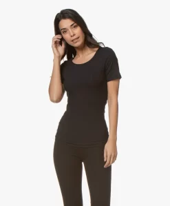 Hanro Soft Touch Modal T-Shirt - Zwart 23 Hanro Soft Touch Modal T-Shirt - Zwart -Kleding Series Winkel 190404 Hanro Shirt 12 Arm Soft Touch Black 45