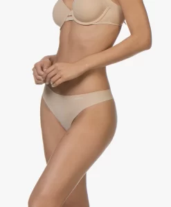 Calvin Klein Invisibles String - Light Caramel