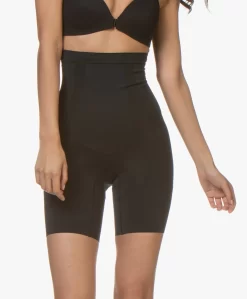 Spanx® Oncore High-Waist Short - Zwart -Kleding Series Winkel 190509 SPANX OnCore High Waist Short Zwart 14 scaled