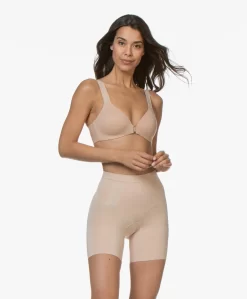 Spanx® Oncore Mid-Thigh Short - Soft Nude -Kleding Series Winkel 190509 SPANX OnCore Mid Thigh Short Soft Nude 11 scaled
