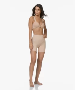 Spanx® Oncore Mid-Thigh Short - Soft Nude -Kleding Series Winkel 190509 SPANX OnCore Mid Thigh Short Soft Nude 33 scaled