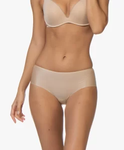 Wolford Skin Hipster - Nude -Kleding Series Winkel 191024 Wolford Skin Panty Nude 202 scaled
