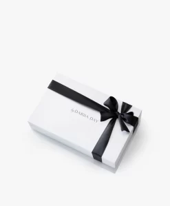 By Dariia Day Mulberry Zijden Kussensloop - Midnight Black -Kleding Series Winkel 1ab2fcc4 e924 49c2 a225 71cc3afe4763 scaled