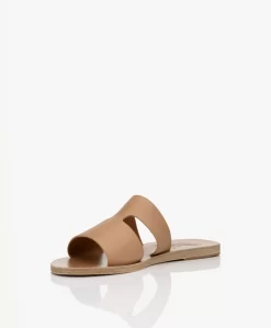 Ancient Greek Sandals Apteros Leren Slippers - Natural -Kleding Series Winkel 1c978495 8cd5 46dc 8d4b 0ddf7ad0e2fc 06 scaled