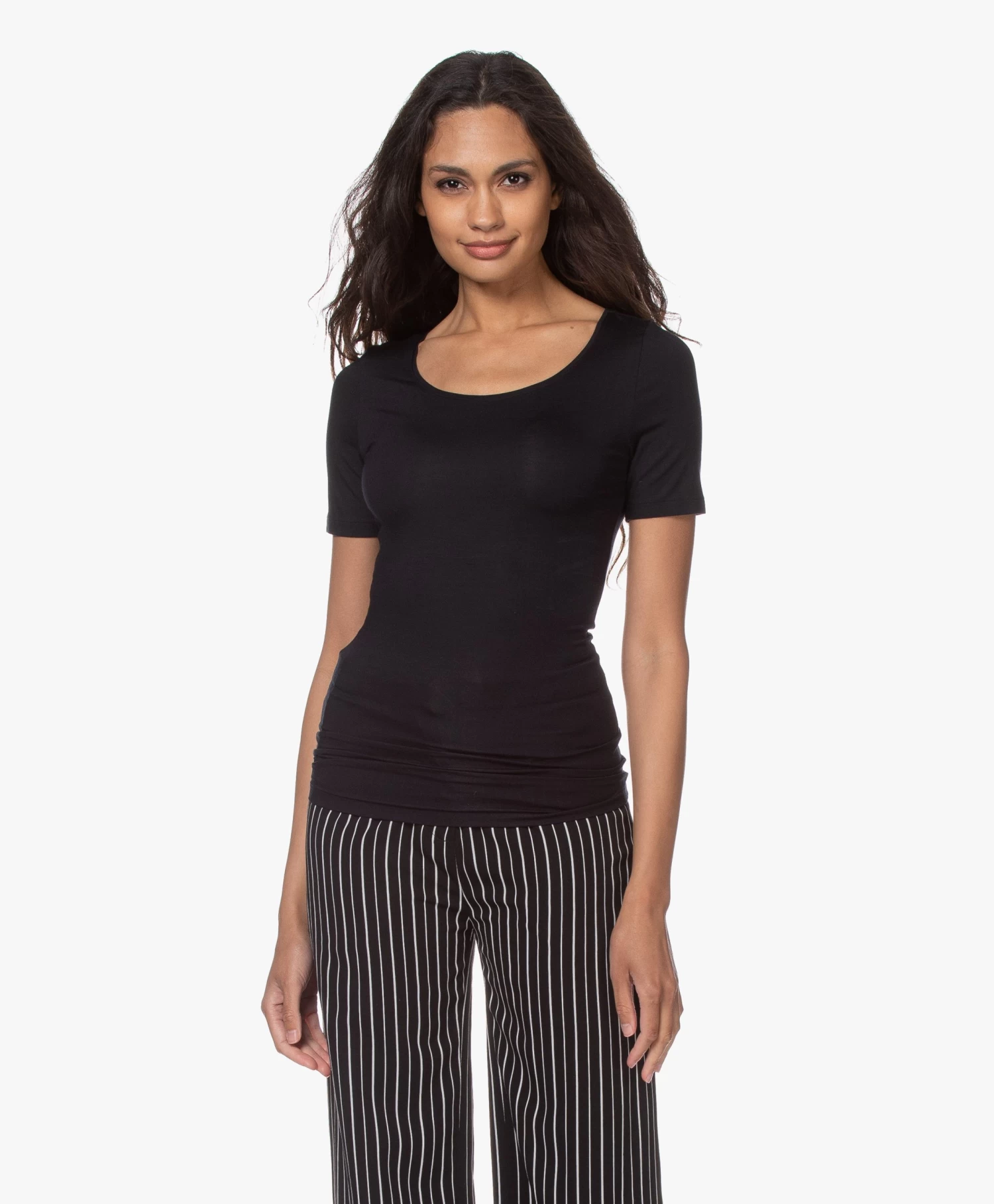 Hanro Soft Touch Modal T-Shirt - Zwart 1 Hanro Soft Touch Modal T-Shirt - Zwart