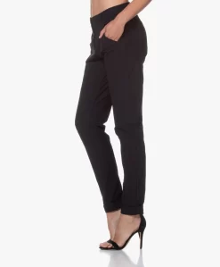 Japantky Leiko Slim-Fit Jersey Broek - Zwart -Kleding Series Winkel 200618 5d3a3e41 3ae9 4949 ba15 58446dea7e8f scaled