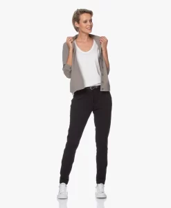 Japantky Leiko Slim-Fit Jersey Broek - Zwart -Kleding Series Winkel 200618 6eddc8c2 13b5 4fb2 98e5 be4b185623f6 scaled