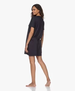 Hanro Laura Modalmix Jersey Nachthemd - Midnight -Kleding Series Winkel 200623 820d4d2e 88b4 4939 9a60 034729152cd8 scaled