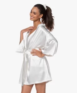 By Dariia Day Mulberry Zijden Scrunchie Medium - Powder White 19 By Dariia Day Mulberry Zijden Scrunchie Medium - Powder White -Kleding Series Winkel 200707 969bb06b 8060 40d3 a9ad 8de50ce09271 11 scaled