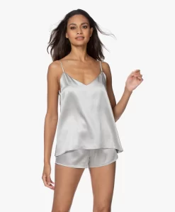 By Dariia Day Mulberry Zijden Camisole - Zilvergrijs -Kleding Series Winkel 200707 97dadac1 688d 411c b89c 694ae0c28066 scaled