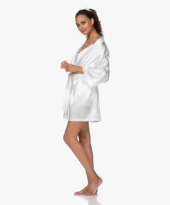 By Dariia Day Mulberry Zijden Scrunchie Medium - Powder White 16 By Dariia Day Mulberry Zijden Scrunchie Medium - Powder White -Kleding Series Winkel 200707 de11ac6b 2de4 4037 8632 06f5d5e4420e 10 scaled