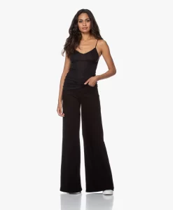 Hanro Wol-Zijde Spaghettitop - Zwart -Kleding Series Winkel 200716 21ce060a 439e 49e9 9464 85e83838442c scaled