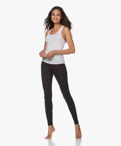 Hanro Wol-Zijde Jersey Legging - Zwart -Kleding Series Winkel 200716 3551b367 8d3f 48ce a418 e46ef4104714 scaled