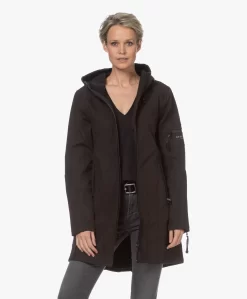 Ilse Jacobsen Softshell Regenjas Rain07 - Zwart -Kleding Series Winkel 210520 8c6900ba b02e 4bfe 86d4 9d59c92d4952 scaled