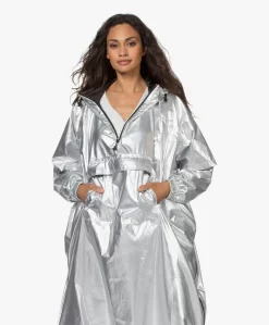 Maium Waterdichte Poncho - Zilver -Kleding Series Winkel 210715 88002a86 b15f 4c07 850d 5bc8528567d6 scaled
