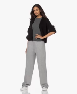 Extreme Cashmere N°104 Loose-Fit Cashmere Broek - Grijs -Kleding Series Winkel 210817 6e8991e8 cf73 43fc bd3d fa3f06d42149 scaled