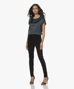 Joseph Legging In Stretch Suède - Zwart -Kleding Series Winkel 211028 d87a2764 d986 46d0 9e8f 5e1de1efda03 scaled