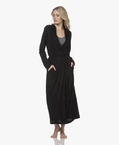 Skin Kathryn Pima Katoenen Jersey Badjas - Zwart -Kleding Series Winkel 211102 de7b10a6 cafd 4af0 8276 e32094691f25 scaled