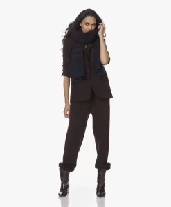 Extreme Cashmere N°207 Journey Gebreide Cashmeremix Broek - Plum -Kleding Series Winkel 211118 1a646d09 b2a6 4e66 9bc6 9f1882af2e35 scaled