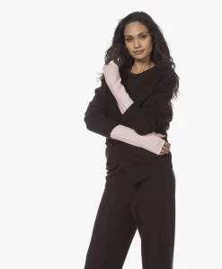 Extreme Cashmere N°14 Cashmeremix Polswarmers - Blossom -Kleding Series Winkel 211118 47bf4a3b 9b5c 403d b937 bd711eda92fe scaled