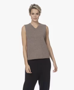 Extreme Cashmere N°203 Desir Cashmeremix V-Hals Spencer - Tree -Kleding Series Winkel 211123 93f9bfd8 cfd8 4de2 8fac f928352688ff scaled