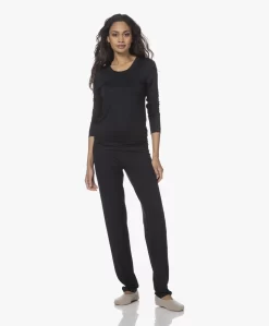 Hanro Modal Yoga Broek - Zwart -Kleding Series Winkel 211125 71af0612 c0bd 4d93 ac93 d824bd1a3db7 scaled