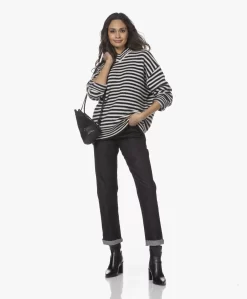 Extreme Cashmere N°205 Him Gestreepte V-Hals Trui - Breton -Kleding Series Winkel 211125 7d9c3c65 031d 46c2 a8db 33d0d3551766 scaled