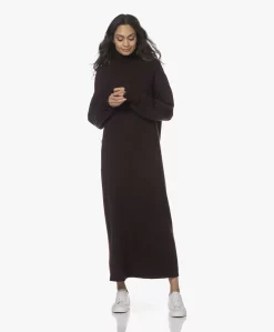Extreme Cashmere N°209 Attraction Cashmere Maxi Coljurk - Plum -Kleding Series Winkel 211125 a1e80525 bfee 4843 824e 179318f0fb94 scaled