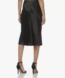 Vince Crush Satijnen Midi Rok - Zwart -Kleding Series Winkel 211202 5c4b6063 92d6 4675 8377 0566e0162a5a scaled