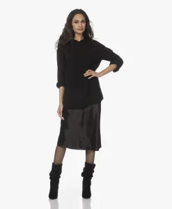 Vince Crush Satijnen Midi Rok - Zwart -Kleding Series Winkel 211202 9bab3810 1203 4cdd 8a06 1e3672c4f73c scaled