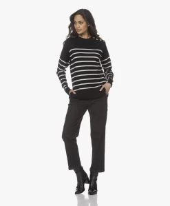 Plein Publique Le Marin Merino Gestreepte Trui Met Knopen - Zwart/Ivoor 22 Plein Publique Le Marin Merino Gestreepte Trui Met Knopen - Zwart/Ivoor -Kleding Series Winkel 220111 e9e53954 8ff4 48fc b1ed 308412f2f227