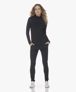 Studio .Ruig Boey Heavy Tech Jersey Broek - Donkerblauw -Kleding Series Winkel 220118 35e60ff4 bea2 4628 af91 94f48e883367 scaled