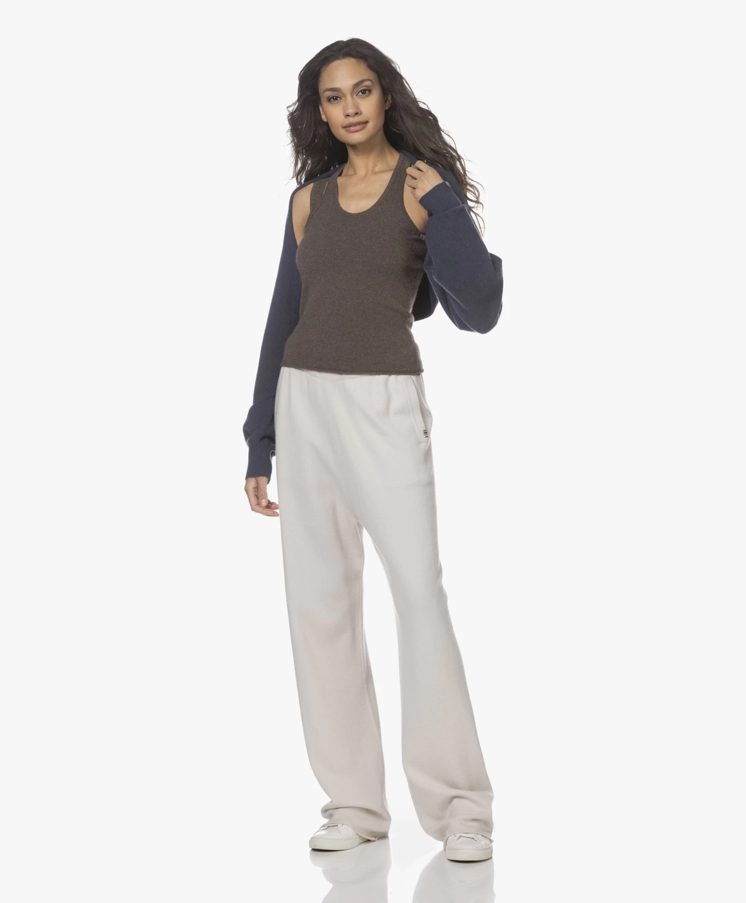 Extreme Cashmere N°222 Raver Asymmetrische Tanktop - Wood 2 Extreme Cashmere N°222 Raver Asymmetrische Tanktop - Wood - Afbeelding 2