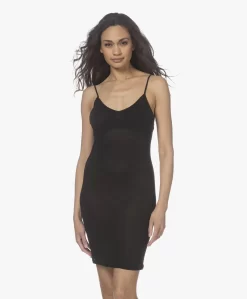 Majestic Filatures Viscose Jersey Onderjurk - Zwart -Kleding Series Winkel 220301 17c4ab3c 9dc9 463d 9085 92b70153523c scaled