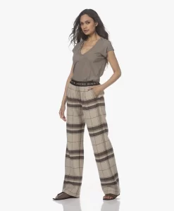 James Perse V-Hals T-Shirt In Extrafijne Jersey - Greystone -Kleding Series Winkel 220328 0c4d5428 a7b5 4bca 8dd8 6cad3307df15 scaled