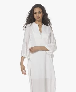 Su Paris Tao Viscosemix Seersucker Kaftan - Wit -Kleding Series Winkel 220407 8a553258 1625 429a b4c2 5760e847b417