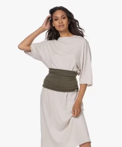 Extreme Cashmere N°180 Multifunctioneel Accessoire - Laurier -Kleding Series Winkel 220727 2195937e 7801 4722 ab03 91e01471cb42 scaled