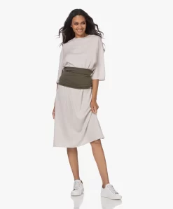 Extreme Cashmere N°180 Multifunctioneel Accessoire - Laurier -Kleding Series Winkel 220727 36498192 a635 413d 991b a7d660a50d66 scaled