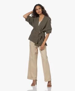 Extreme Cashmere N°242 Cord Cashmere Gebreide Ceintuur - Laurier -Kleding Series Winkel 220727 ecd5b129 fd90 4bf2 a01c 49f55d159603 scaled