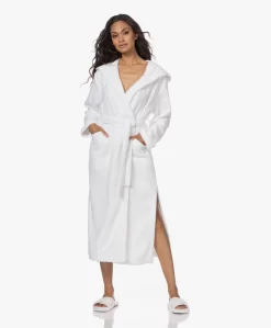 Skin Hamam Spa Badjas Met Capuchon - Wit 22 Skin Hamam Spa Badjas Met Capuchon - Wit -Kleding Series Winkel 220802 94209bca 1598 4c1d a5a9 1fc73ad83923 scaled