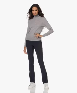 Repeat Biologisch Cashmere Coltrui - Lichtgrijs -Kleding Series Winkel 220816 cee78822 9395 4347 b307 4a2022ca89d4 scaled