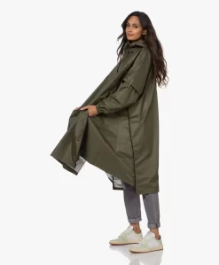 Maium Waterdichte Poncho - Legergroen -Kleding Series Winkel 220824 0cccb65f 5172 4887 b064 31729cb1b41d scaled