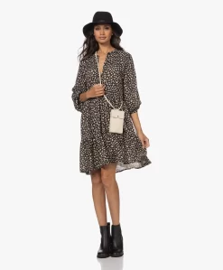 Monk & Anna Vegan Leren Telefoontasje - Milk -Kleding Series Winkel 220825 6356e34b 0394 4630 bdb0 20bfdb73dd50 scaled