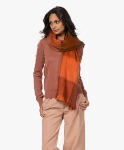 Alpaca Loca Handgemaakte Alpacamix Geblokte Sjaal - Cinnamon/Terracotta/Brown -Kleding Series Winkel 220919 14de8714 8f8b 41c3 8fc5 4f167e0ebca6 scaled