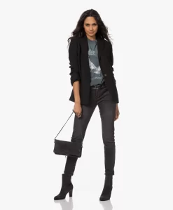 Panara Suède Enkellaars Met Hak - Fumo 22 Panara Suède Enkellaars Met Hak - Fumo -Kleding Series Winkel 220919 c4ba1af9 6132 442b a781 f5b77b93ada4 scaled