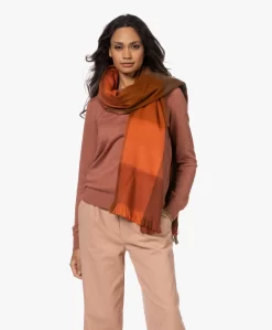 Alpaca Loca Handgemaakte Alpacamix Geblokte Sjaal - Cinnamon/Terracotta/Brown -Kleding Series Winkel 220919 c8acd48d 0354 455b b445 7c2ff603c9e2 scaled