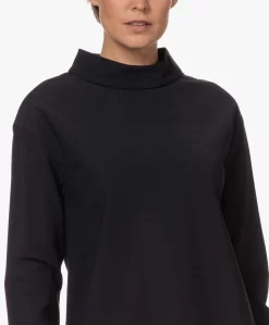 Japantky Také Tech Jersey Colshirt - Diepzwart -Kleding Series Winkel 220928 8b82d8f0 dae3 4534 802e ee636a919221 scaled