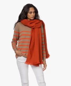 Alpaca Loca Handgemaakte Uni Sjaal In Alpaca - Steenrood -Kleding Series Winkel 221004 56cef73e bc0d 47f6 badd 7057540e8979 scaled